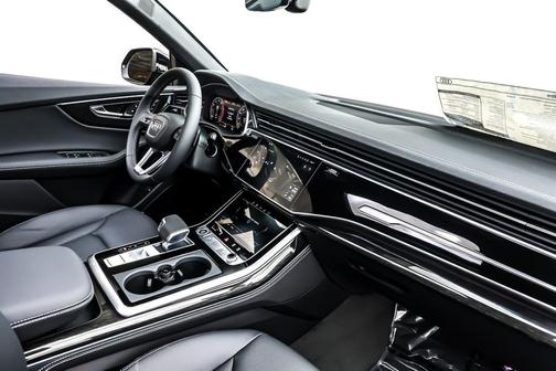 2026 Audi Q8 55 Premium Plus