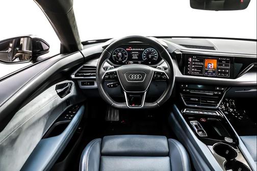 2024 Audi RS e-tron GT quattro