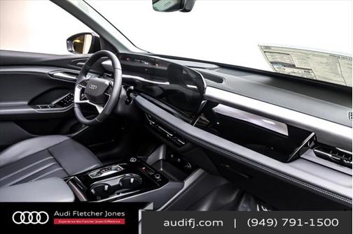 2025 Audi Q6 e-tron Premium Plus quattro