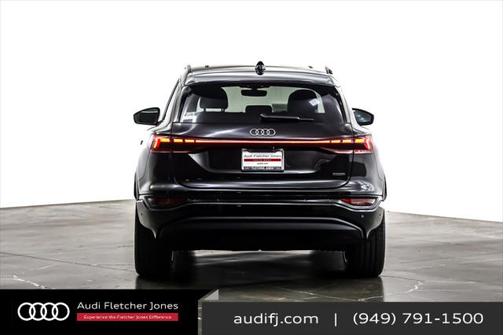 2025 Audi Q6 e-tron Premium Plus quattro