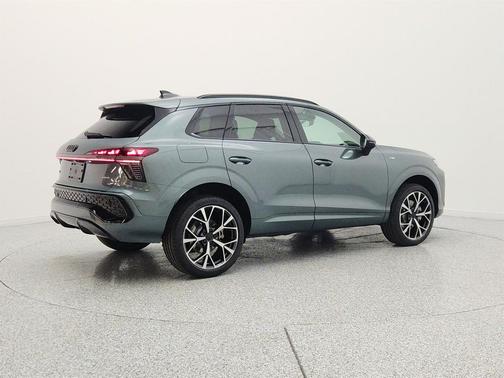 Sage Green Metallic 2026 Audi Q3 TFSI quattro S tronic