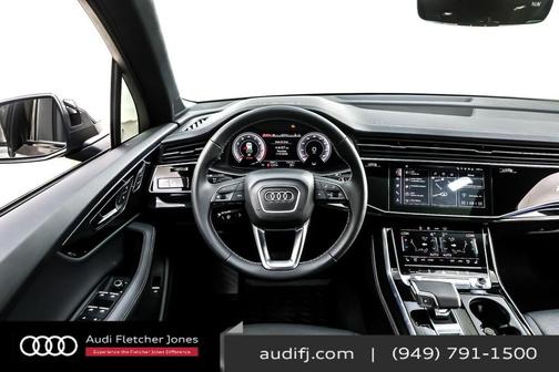 2025 Audi Q7 55 Premium Plus
