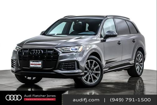 2023 Audi Q7 45 Premium Plus