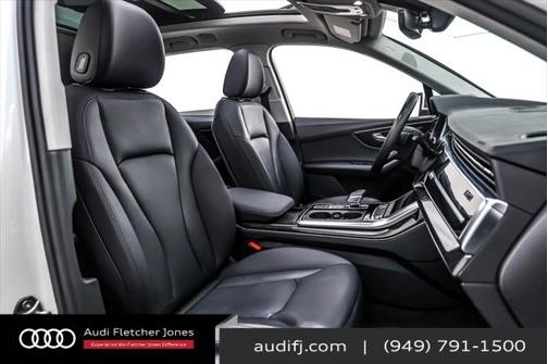 2022 Audi Q7 55 Premium Plus