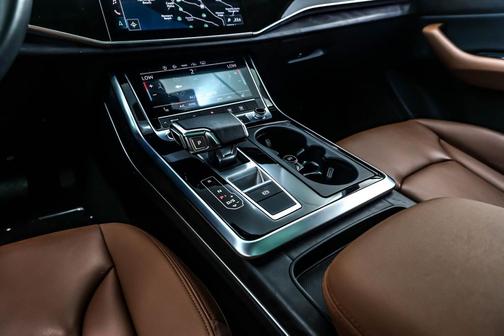 2023 Audi Q8 55 Premium