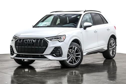 2025 Audi Q3 Premium 45 TFSI S line quattro Tiptronic