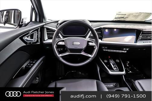 2025 Audi Q4 e-tron Premium Plus 55 quattro