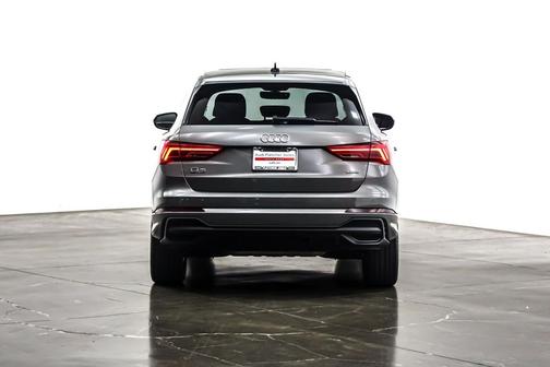2025 Audi Q3 45 S line Premium Plus