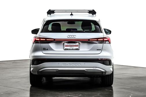 2022 Audi Q4 e-tron Prestige 50 quattro