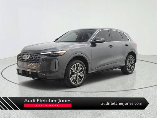 Tambora Gray Metallic 2025 Audi Q5 Premium Plus TFSI quattro S tronic