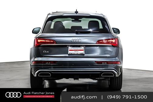 2022 Audi Q5 45 S line Premium Plus