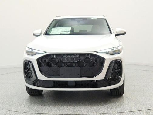 Arkona White 2026 Audi Q5 Premium Plus TFSI quattro S tronic