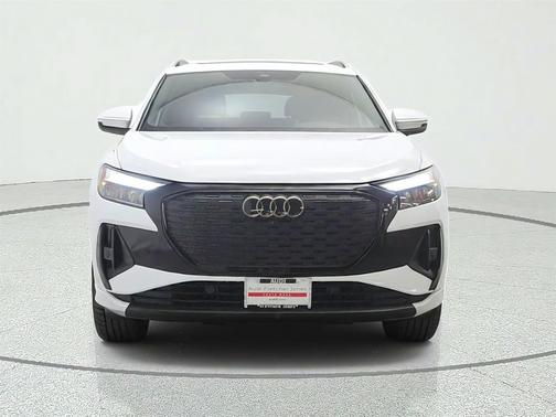 Glacier White Metallic 2023 Audi Q4 e-tron Premium Plus 50 quattro