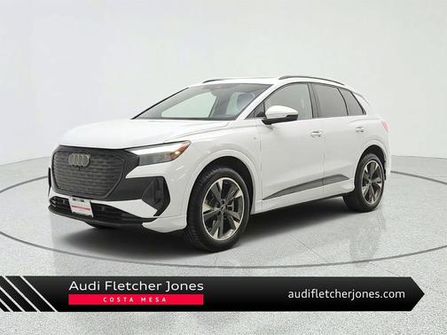 Glacier White Metallic 2023 Audi Q4 e-tron Premium Plus 50 quattro