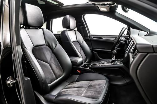 2017 Porsche Macan AWD