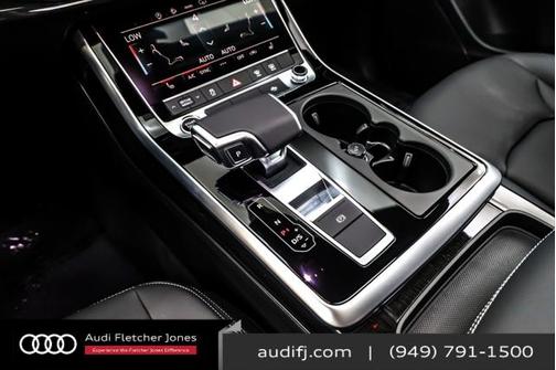 2025 Audi Q8 55 Premium