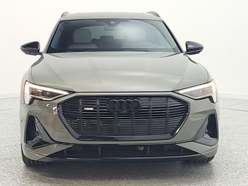 Chronos Gray 2022 Audi e-tron Chronos