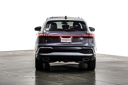 2025 Audi Q5 Premium