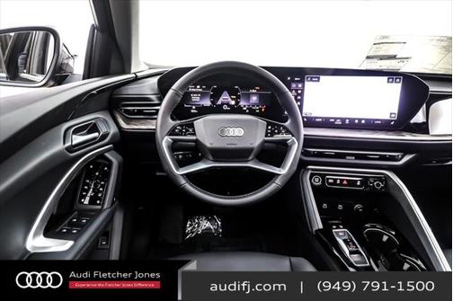 2025 Audi Q5 Premium