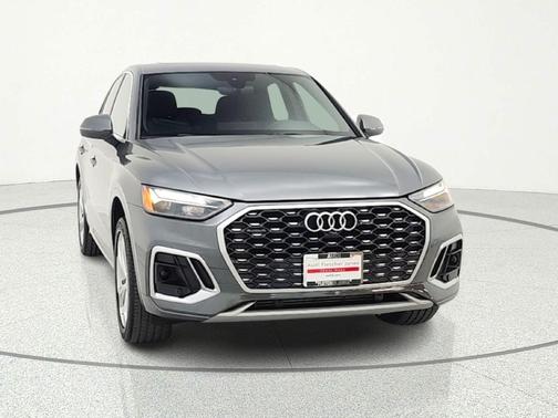 Daytona Gray Pearl Effect 2023 Audi Q5 45 S line Premium Plus