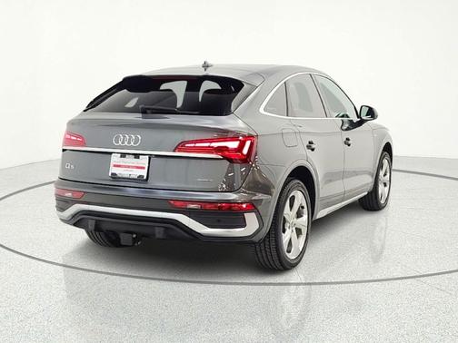 Daytona Gray Pearl Effect 2023 Audi Q5 45 S line Premium Plus