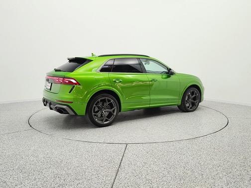 Audi Exclusive Paint 2025 Audi RS Q8 4.0T