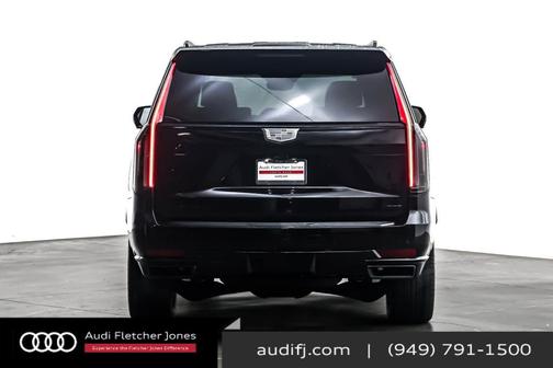2022 Cadillac Escalade ESV Sport