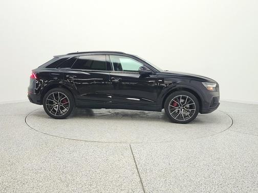 Mythos Black Metallic 2023 Audi Q8 55 Premium Plus