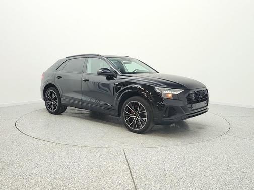 Mythos Black Metallic 2023 Audi Q8 55 Premium Plus