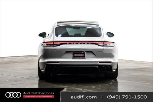 2022 Porsche Panamera Platinum Edition