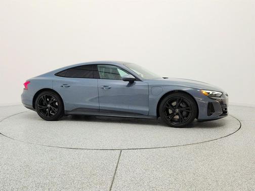 Kemora Gray Metallic 2022 Audi e-tron GT Premium Plus