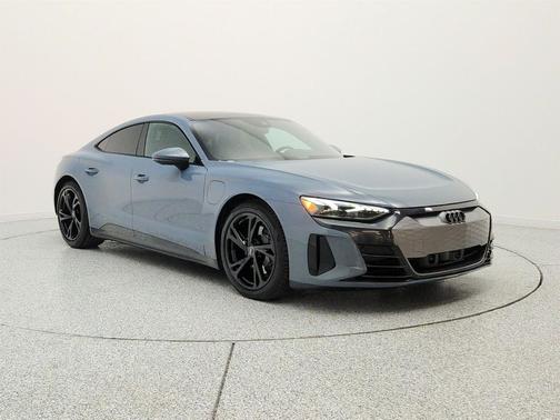 Kemora Gray Metallic 2022 Audi e-tron GT Premium Plus