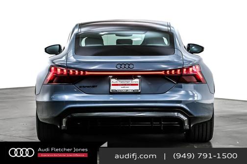 2022 Audi e-tron GT Premium Plus