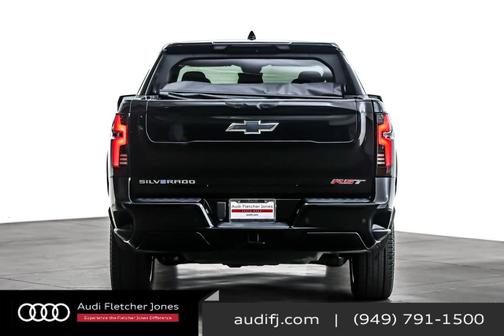 2025 Chevrolet Silverado EV RST