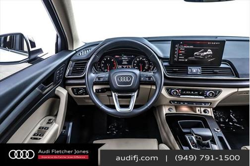 2024 Audi Q5 45 S line Premium