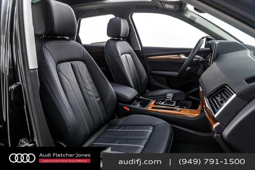 2023 Audi Q5 45 S line Premium Plus