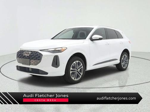 Arkona White 2026 Audi Q5 Premium TFSI quattro S tronic