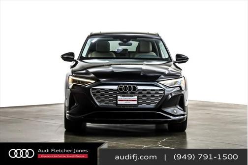 2024 Audi Q8 e-tron Premium Plus