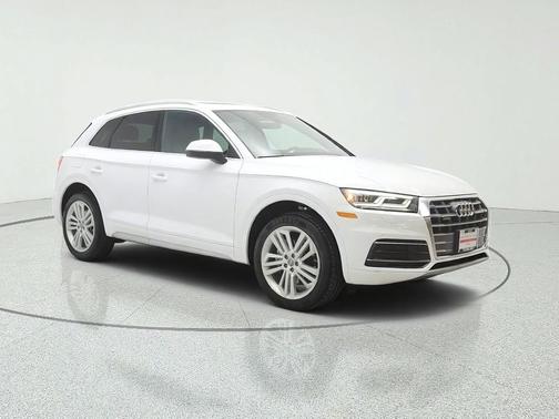 Ibis White 2019 Audi Q5 2.0T Premium Plus