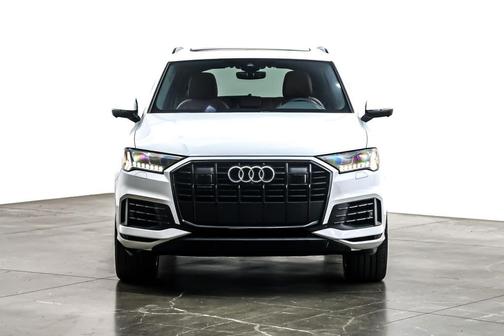 2024 Audi Q7 55 Premium Plus