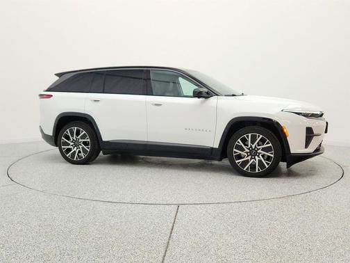 Bright White Clearcoat 2025 Jeep Wagoneer S Limited