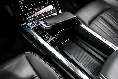 2022 Audi e-tron Premium