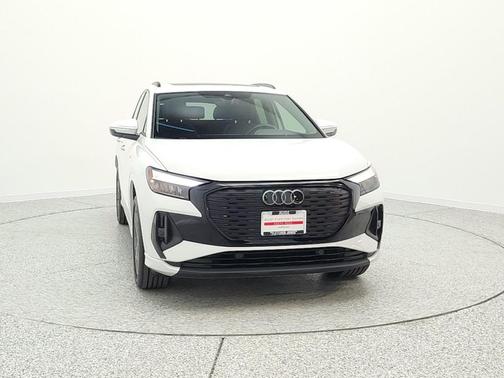 Glacier White Metallic 2023 Audi Q4 e-tron Premium 50 quattro