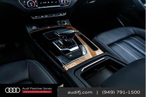 2022 Audi Q5 45 S line Premium