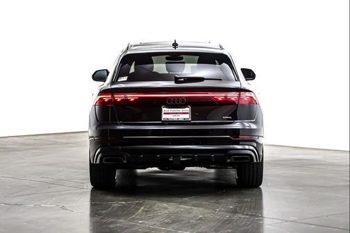 2026 Audi Q8 55 Prestige
