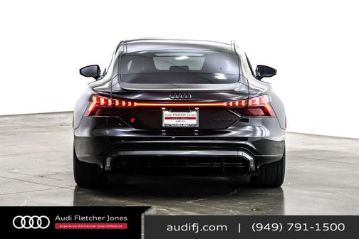 2024 Audi RS e-tron GT quattro