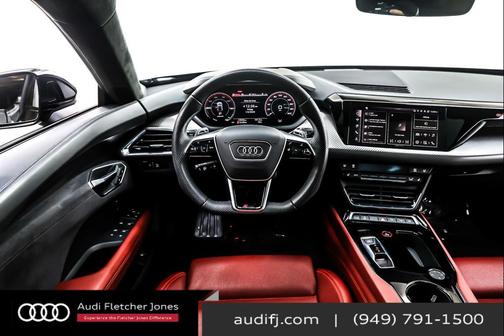 2024 Audi RS e-tron GT quattro