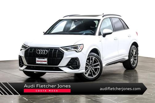 2025 Audi Q3 Premium 45 TFSI S line quattro Tiptronic