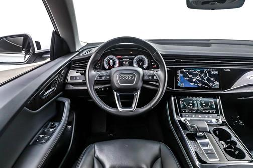 2023 Audi Q8 55 Premium Plus