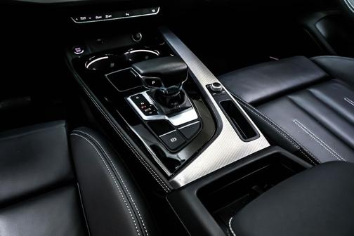 2023 Audi A4 45 S line Premium Plus